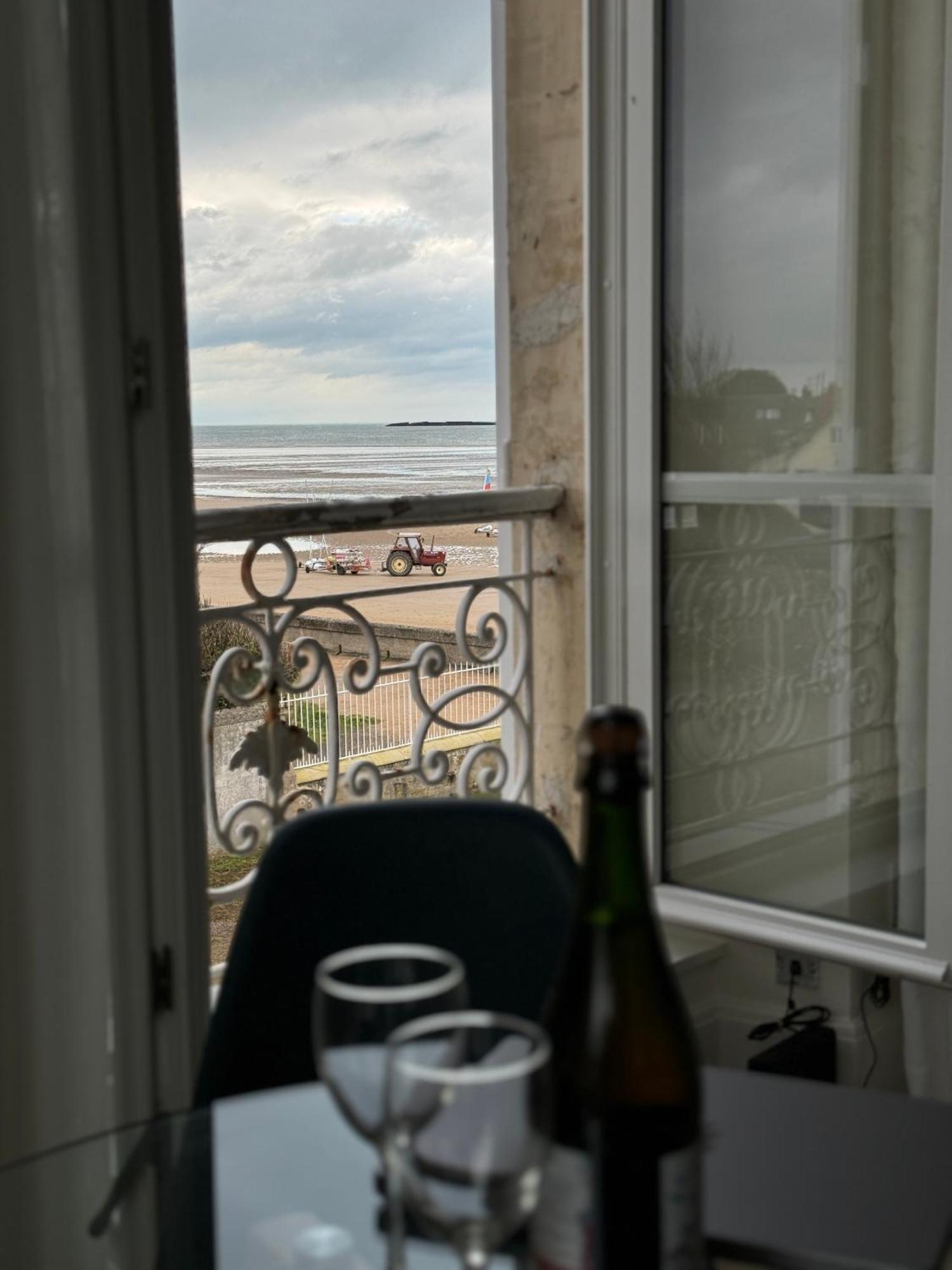 Sunny Apt On D-Day Beach With Parking Saint-Côme-de-Fresné Buitenkant foto